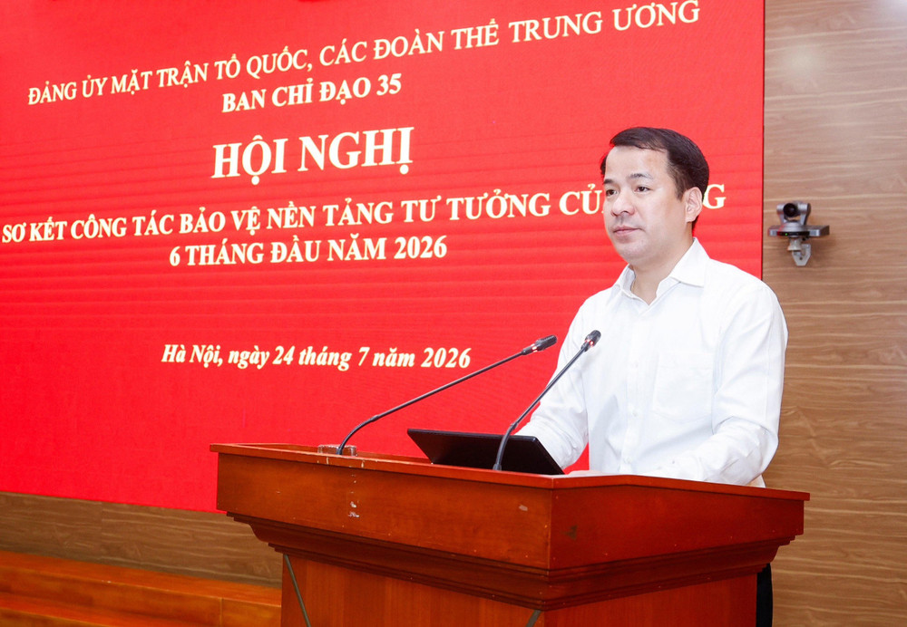 Đồng chí Ngô Văn Cương - Phó Bí thư, Trưởng Ban Chỉ đạo 35 Đảng ủy Mặt trận Tổ quốc, các đoàn thể Trung ương phát biểu tại Hội nghị. Ảnh: Quang Vinh 173bea0a-cfca-4516-b4e1-9c6b9aaaf210.jpg