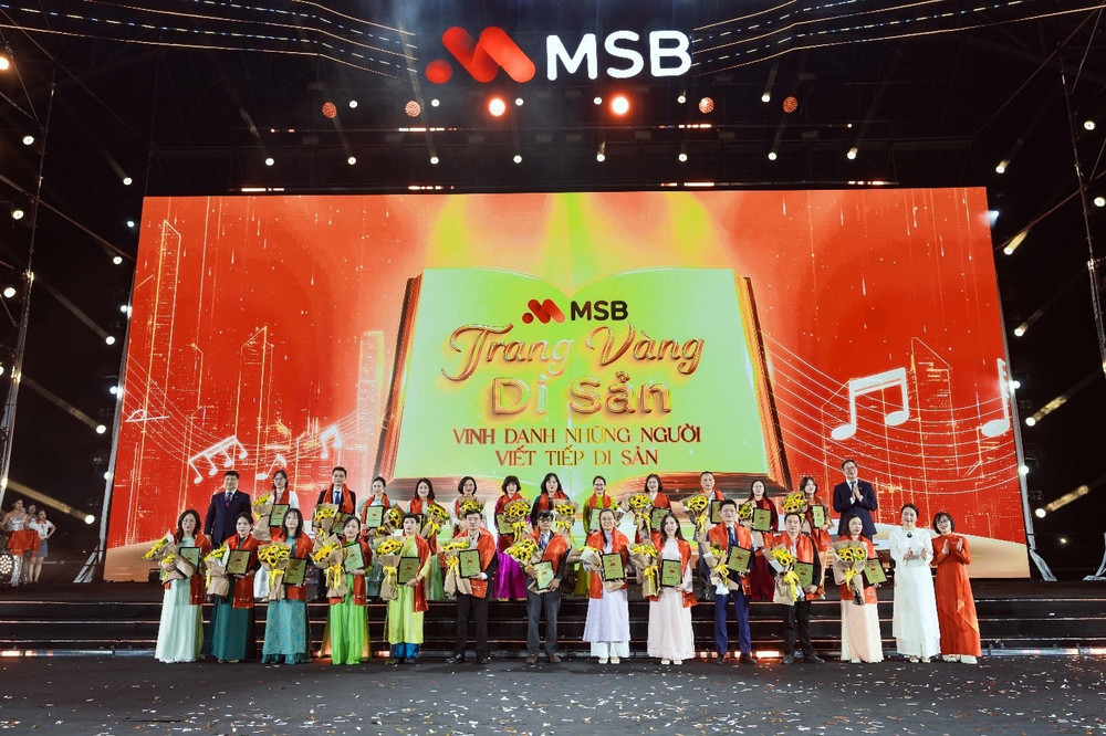 b8anh-05.jpg