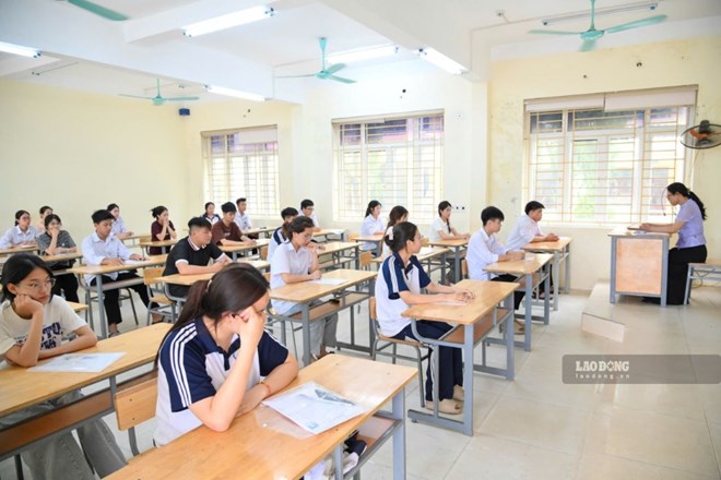 Mốc thời gian học sinh lớp 12, sinh viên năm cuối cần lưu ý về thẻ BHYT