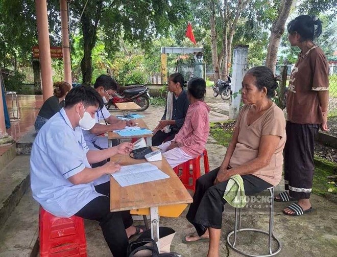 Đề xuất mức phụ cấp 80% cho nhân viên y tế vùng khó khăn