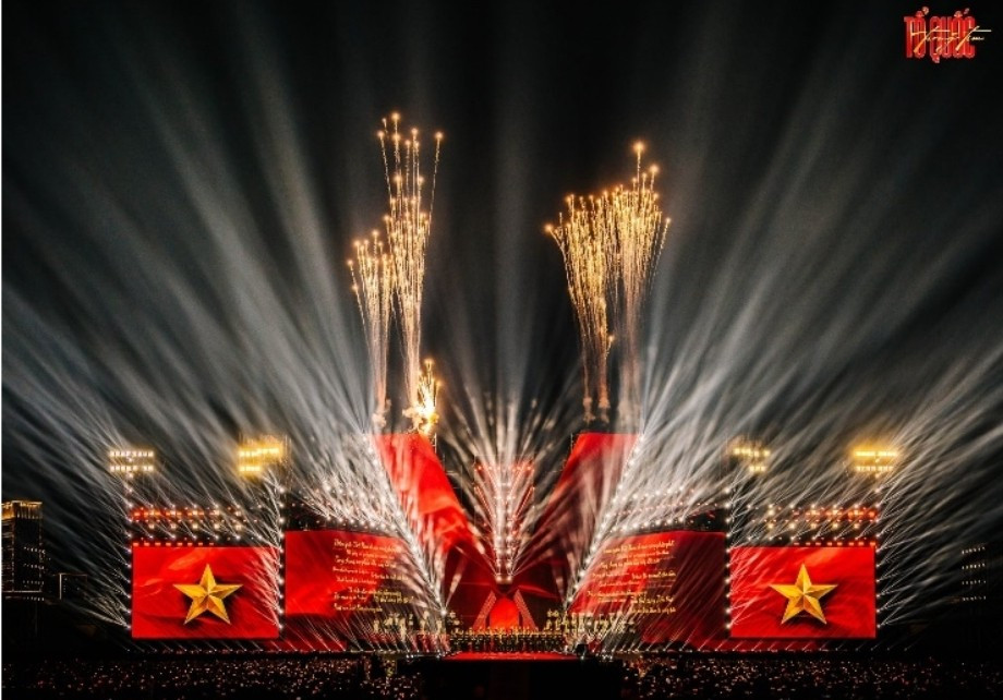 Concert Quốc gia: “Tổ quốc trong tim” 1000052239.jpg
