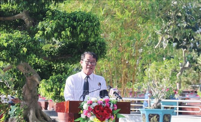 Ông Nguyễn Văn Khởi, Phó Chủ tịch UBND thành phố, Trưởng Ban Chỉ đạo 515 thành phố Cần Thơ phát biểu tại buổi lễ. Ảnh TTXVN. Ông Nguyễn Văn Khởi, Phó Chủ tịch UBND thành phố, Trưởng Ban Chỉ đạo 515 thành phố Cần Thơ phát biểu tại buổi lễ. Ảnh TTXVN.