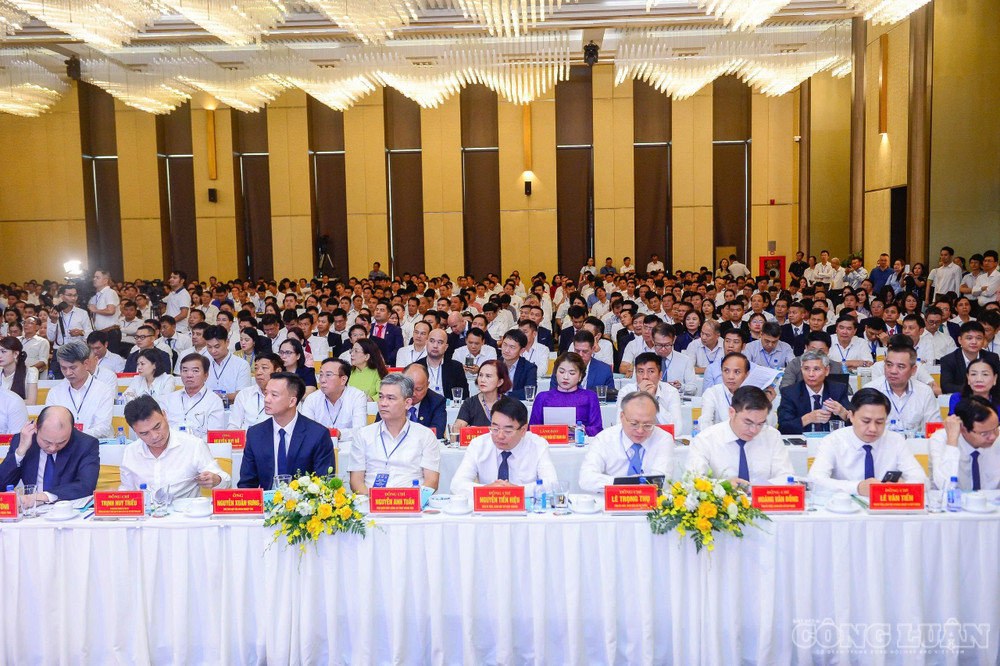 Các đại biểu tham dự hội nghị clo_br_1000038927.jpg