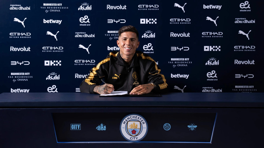 Enzo Fernandez là "bom tấn" ngày cuối của thị trường chuyển nhượng hè Premier League năm nay. Ảnh: Manchester City FC anh-1.jpg