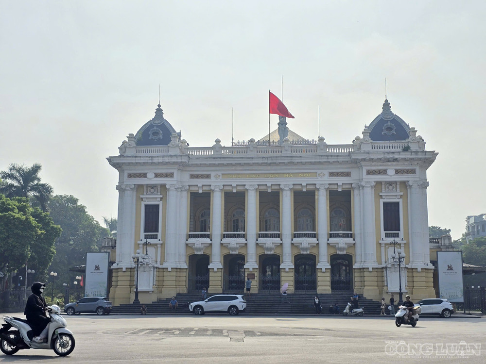 Không gian nghiên cứu còn kéo dài về phía quảng trường Cách mạng Tháng Tám, Nhà hát Lớn, Bảo tàng Lịch sử quốc gia và các khu vực phụ cận. Ảnh: H. Đương clo_br_1b5c49be65f0e5aebce1.jpg