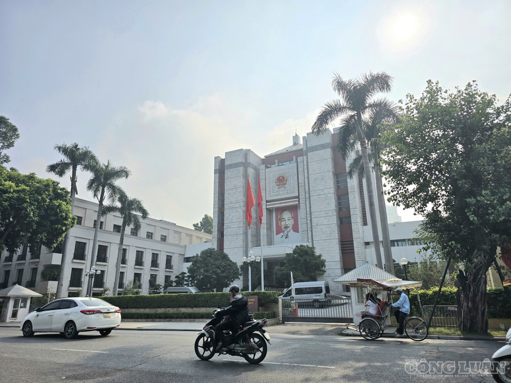 Trụ sở HĐND - UBND TP Hà Nội. Ảnh: Hà Đương clo_br_b28f8d4c5902d95c8013.jpg