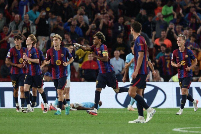 Kết quả Champions League: Barcelona, PSG thắng đậm