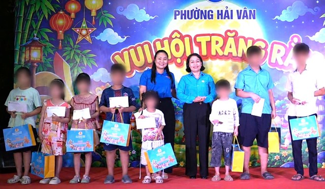 Công đoàn phường Hải Vân, Đà Nẵng phối hợp tổ chức Vui hội Trăng rằm cho thiếu nhi