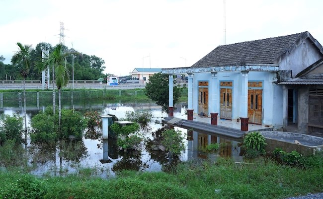 Cao tốc đưa vào khai thác, nhiều tồn tại ảnh hưởng đời sống người dân cần sớm khắc phục