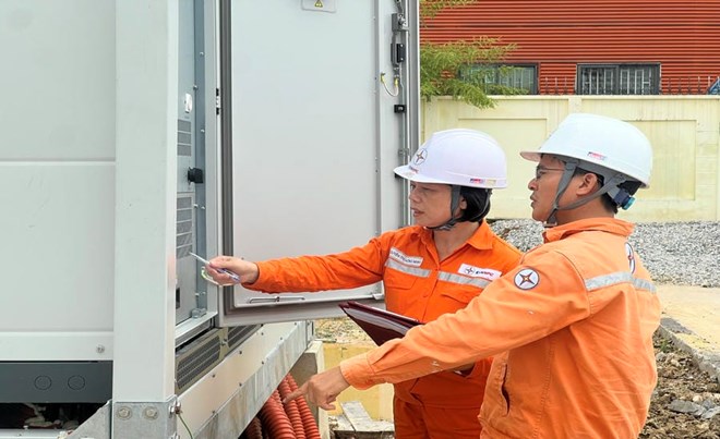 Huy động nguồn lực, bảo đảm nguồn điện cho tăng trưởng