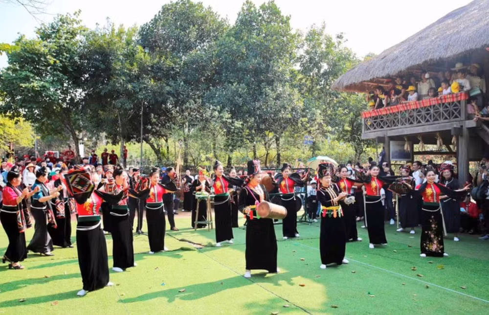 Ngày Văn hóa các dân tộc Việt Nam được tổ chức với nhiều hoạt động hấp dẫn. Ảnh: Báo Chính phủ anh-man-hinh-2026-10-04-luc-132201.png