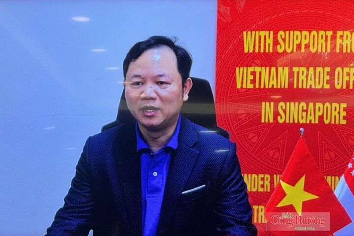 Ông Cao Xuân Thắng, Tham tán thương mại, Thương vụ Việt Nam tại Singapore chia sẻ tại hội nghị.