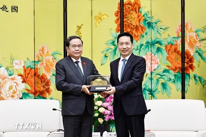 Chủ tịch Quốc hội Trần Thanh Mẫn tiếp Bí thư Tỉnh ủy Thiểm Tây