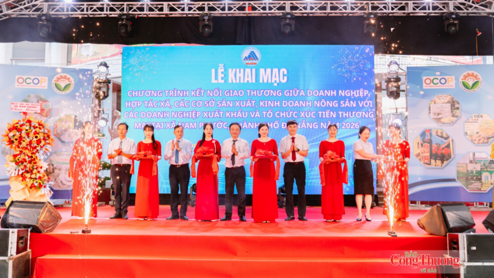 Chương trình Kết nối giao thương giữa doanh nghiệp, hợp tác xã, các cơ sở sản xuất, kinh doanh nông sản với các doanh nghiệp xuất khẩu và tổ chức xúc tiến thương mại được tổ chức tại xã Nam Phước (TP. Đà Nẵng).