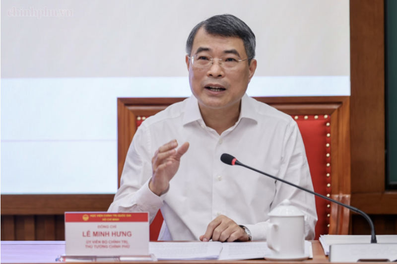 Thủ tướng Lê Minh Hưng trao đổi về Chuyên đề: “Nâng cao năng lực điều hành của Chính phủ, tạo đột phá mạnh mẽ cho phát triển nhanh, bền vững và tăng trưởng hai con số